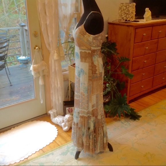 Dress - Picture 3 of 8